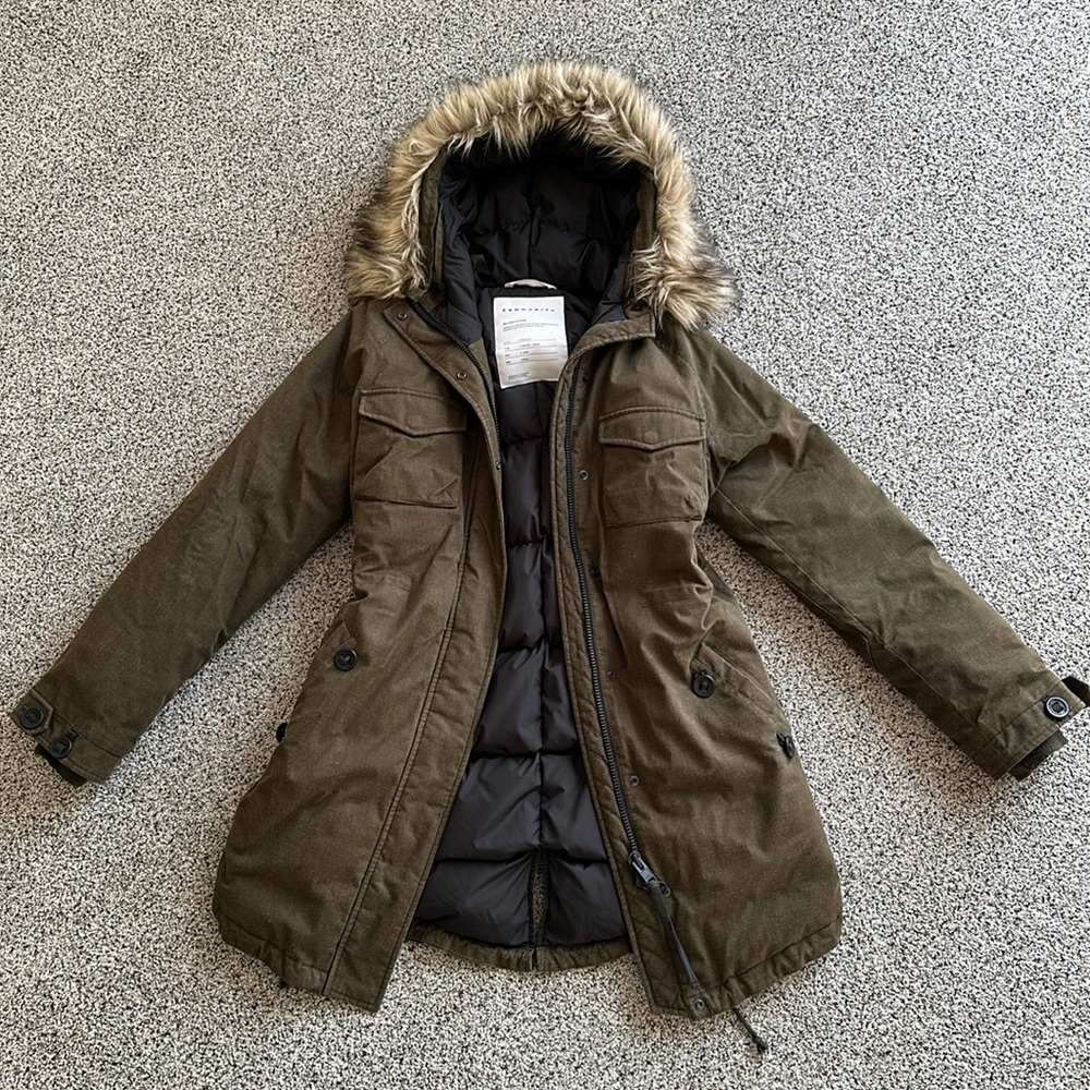 Artizia Community Paradigm olive green fishtail parka